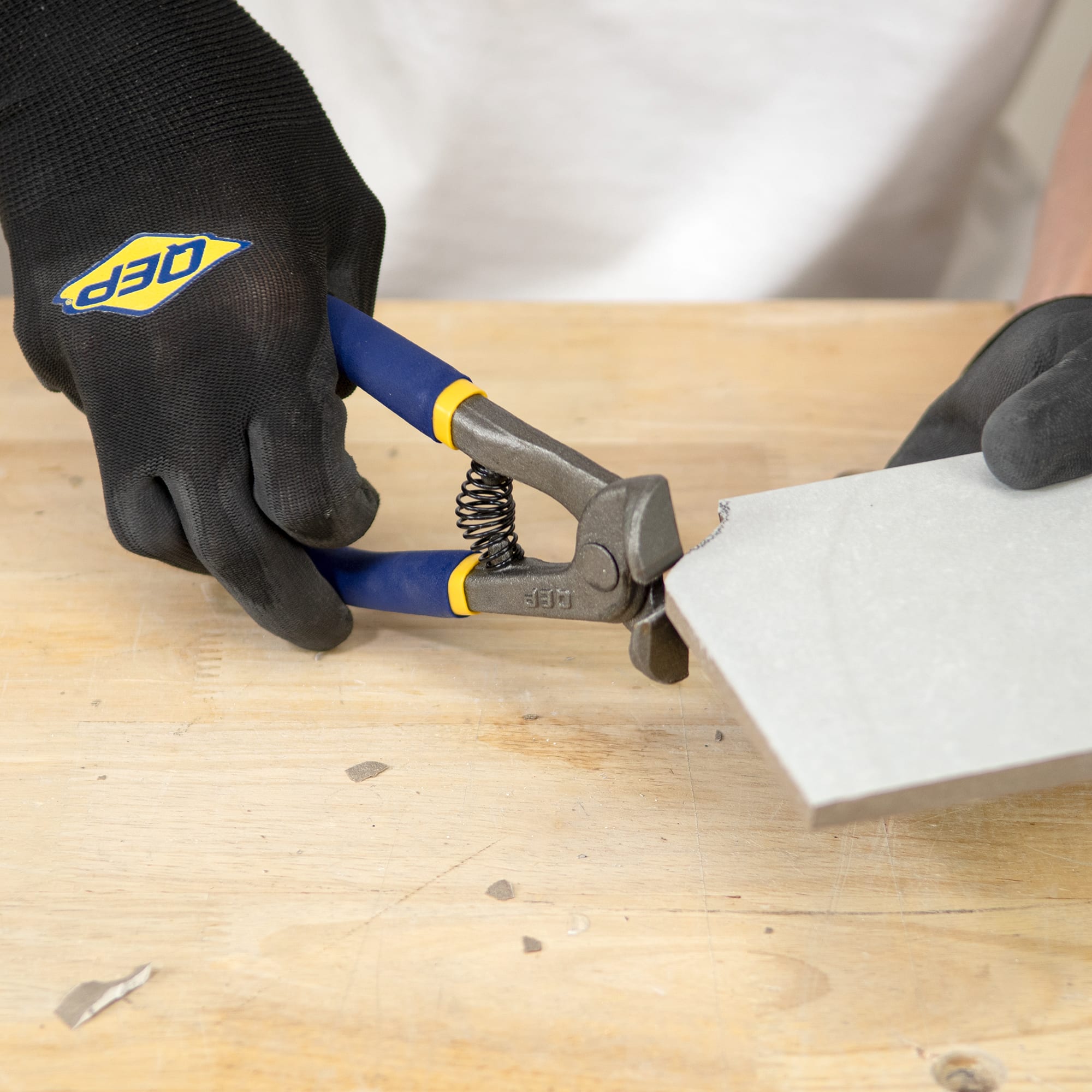 Tile Nipper for Tile and Mosaic up to 1/4" Thick - 3