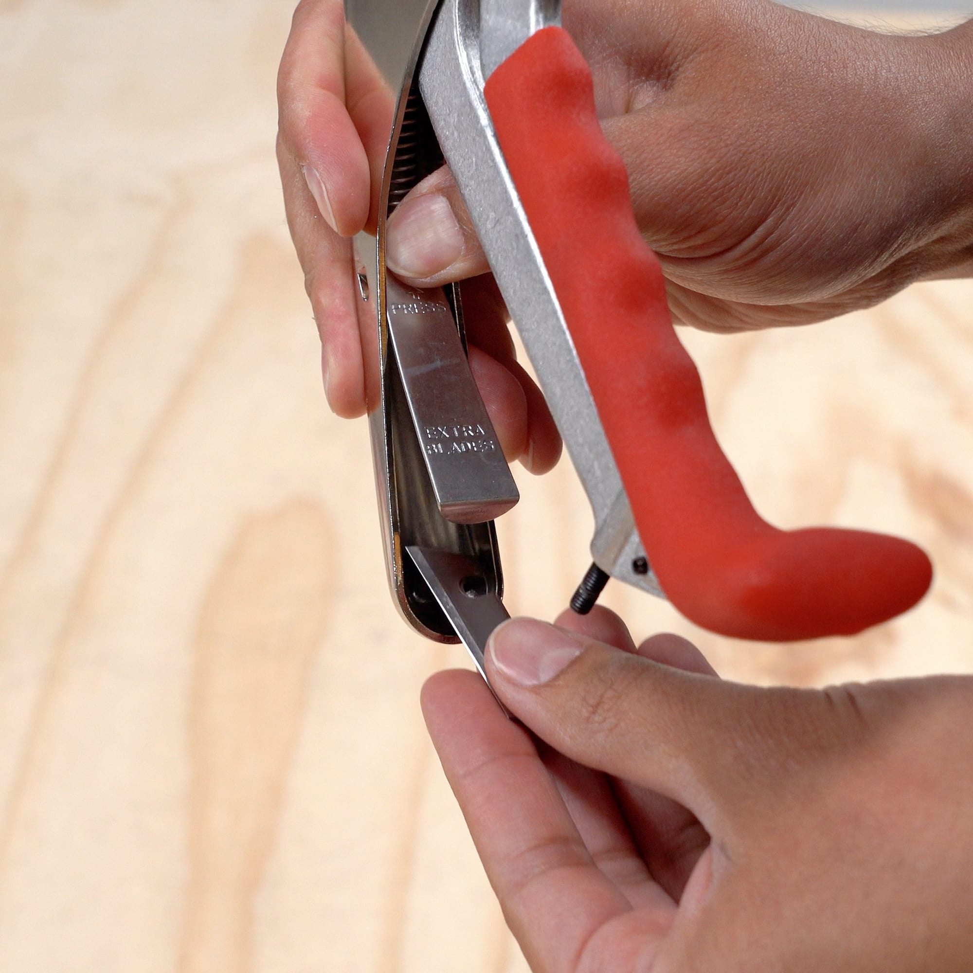 Professional Tack Strip Cutter with 2" Jaws - 4