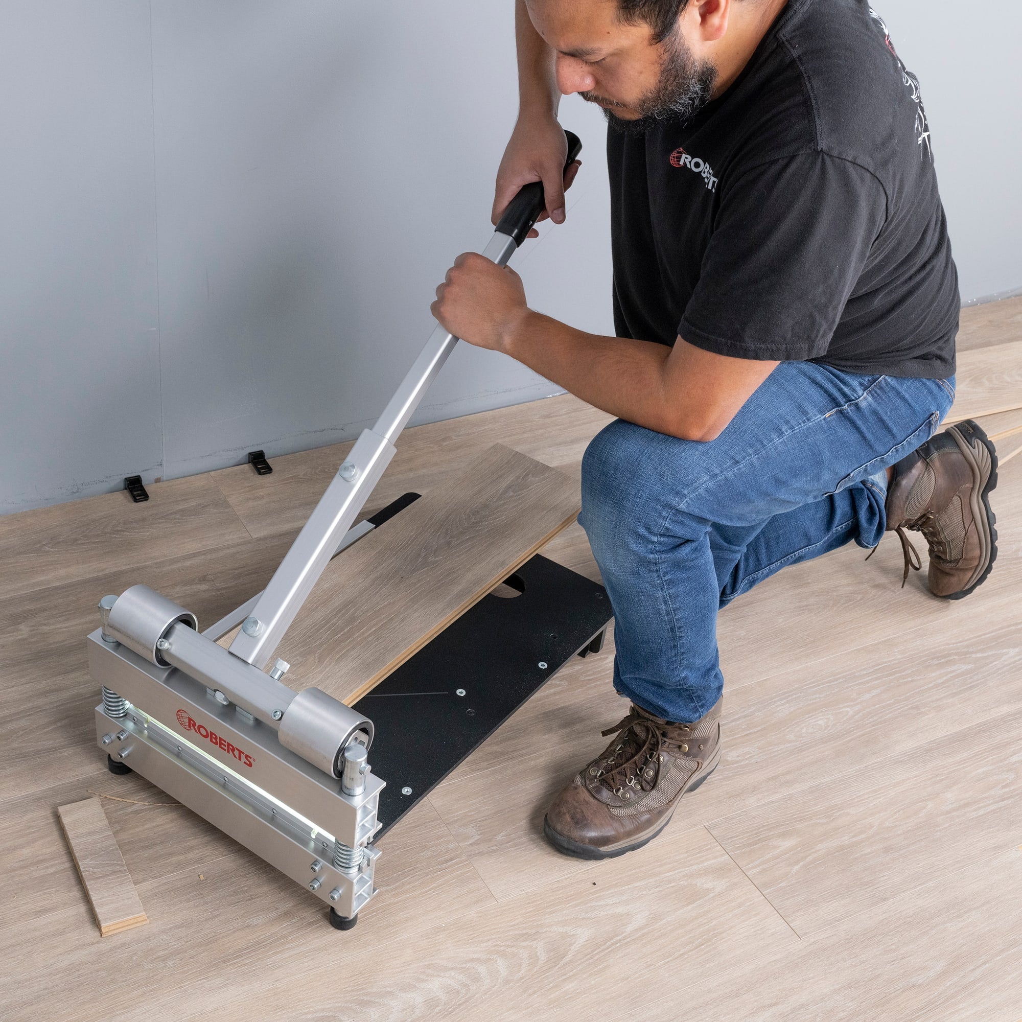 ROBERTS_10-942_13-in-PrecisionCuts-Pro-Multi-Floor-Cutter_7_jbqp1g2j3p2c_20241029.jpg