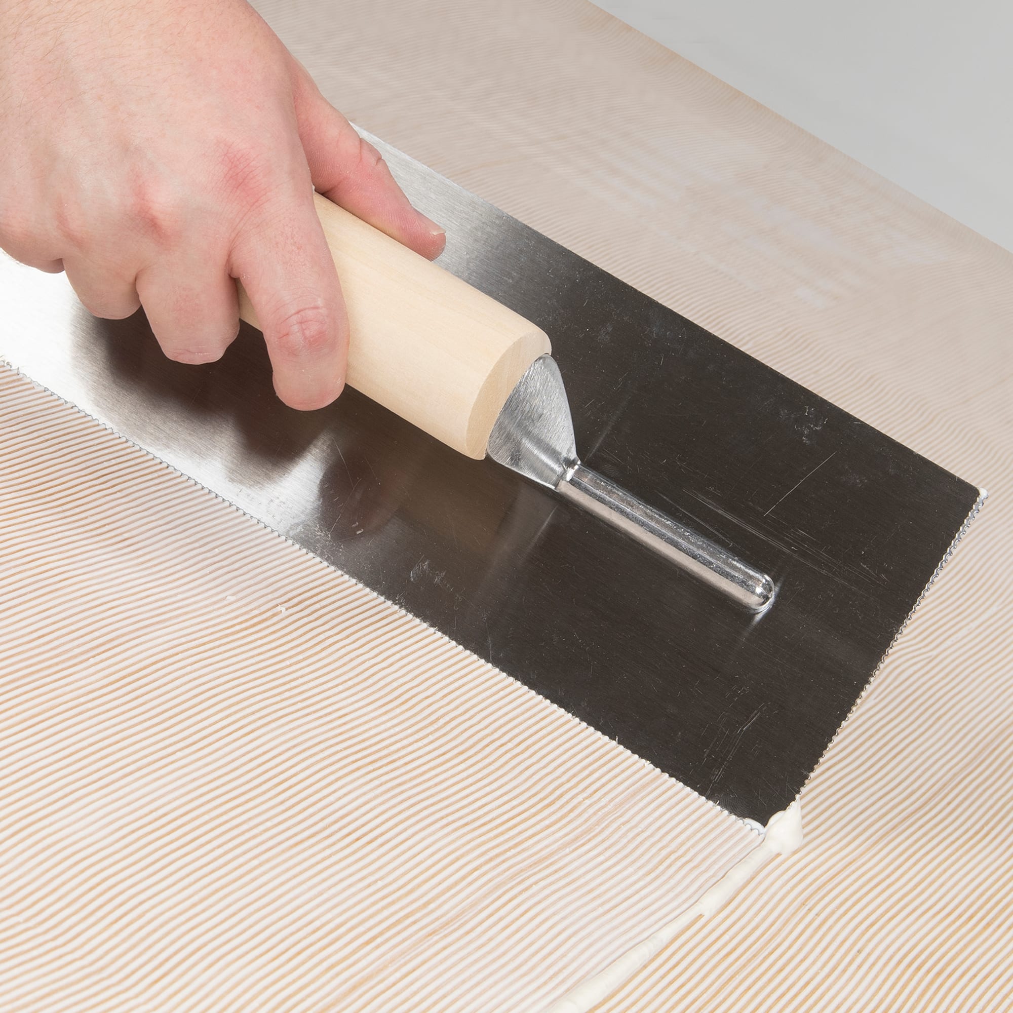1/16" x 1/32" x 1/32" U-Notch Steel Pro Vinyl Flooring Trowel - 2